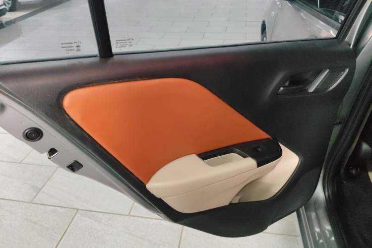 Used Honda City 2015 1.5L CVT Comfort Version Interior 6
