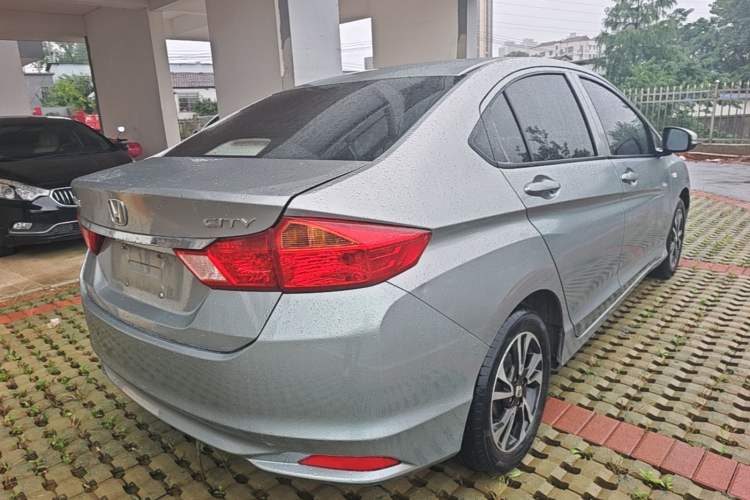 Used Honda City 2015 1.5L CVT Comfort Version Rear Right 45 Deg