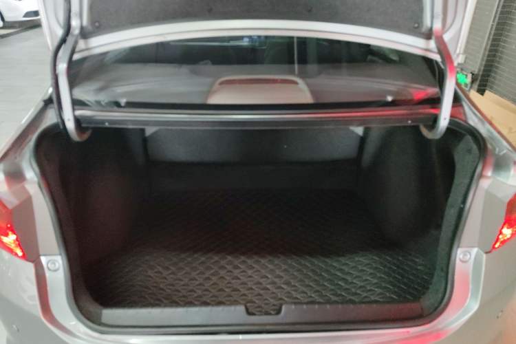 Used Honda City 2015 1.5L CVT Comfort Version Trunk