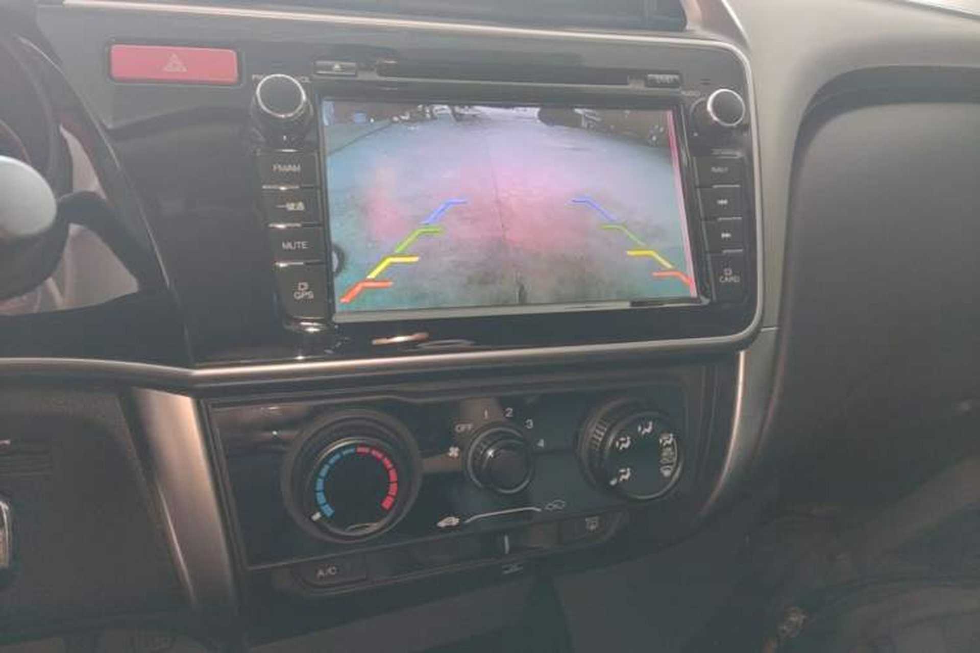 Used Honda City 2015 1.5L CVT Comfort Version Audio And AC Panel