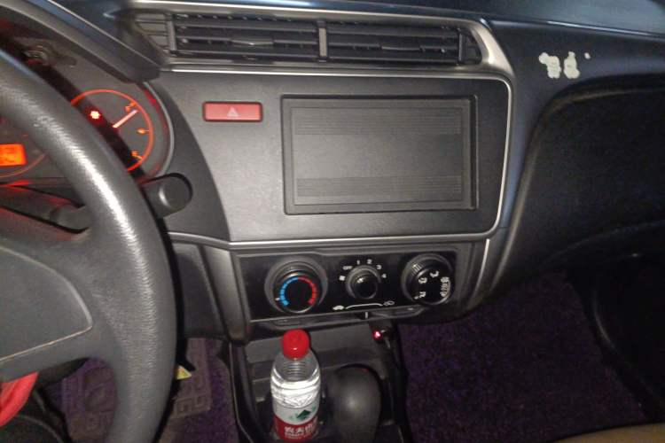 Used Honda City 2015 1.5L CVT Comfort Version Audio And AC Panel