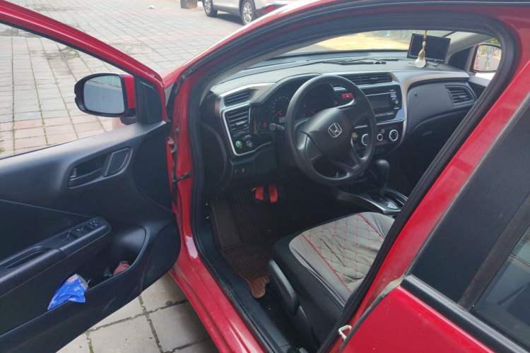 Used Honda City 2015 1.5L CVT Luxury Edition Driver Seat