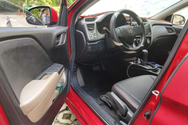 Used Honda City 2015 1.5L CVT Comfort Version Driver Seat