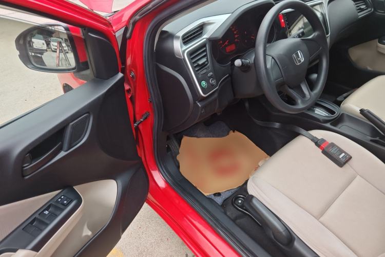 Used Honda City 2015 1.5L CVT Comfort Version Driver Seat