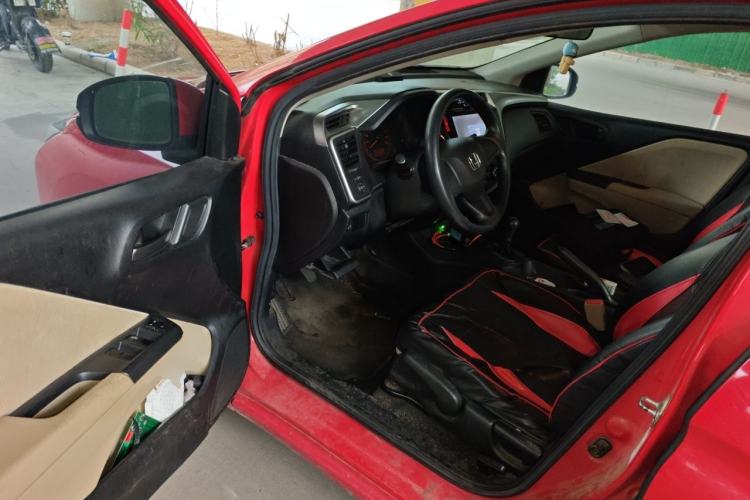 Used Honda City 2015 1.5L manual Comfort version Driver Seat
