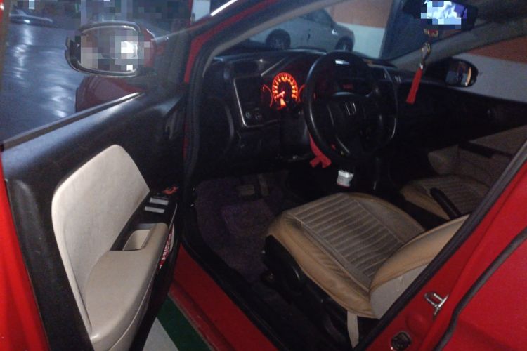 Used Honda City 2015 1.5L CVT Comfort Version Driver Seat