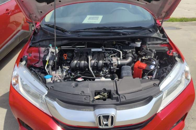 Used Honda City 2015 1.5L CVT Luxury Edition Engine Bay