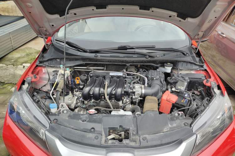 Used Honda City 2015 1.5L CVT Comfort Version Engine Bay