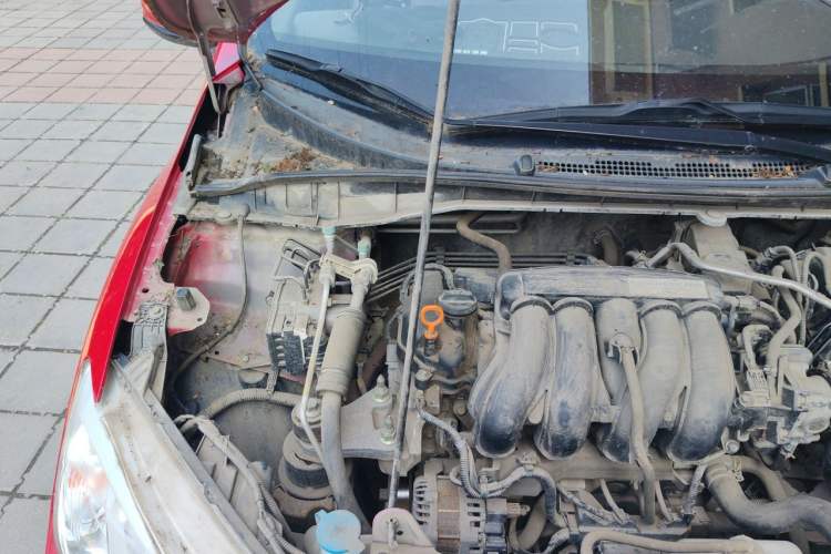Used Honda City 2015 1.5L CVT Luxury Edition Engine Bay Right
