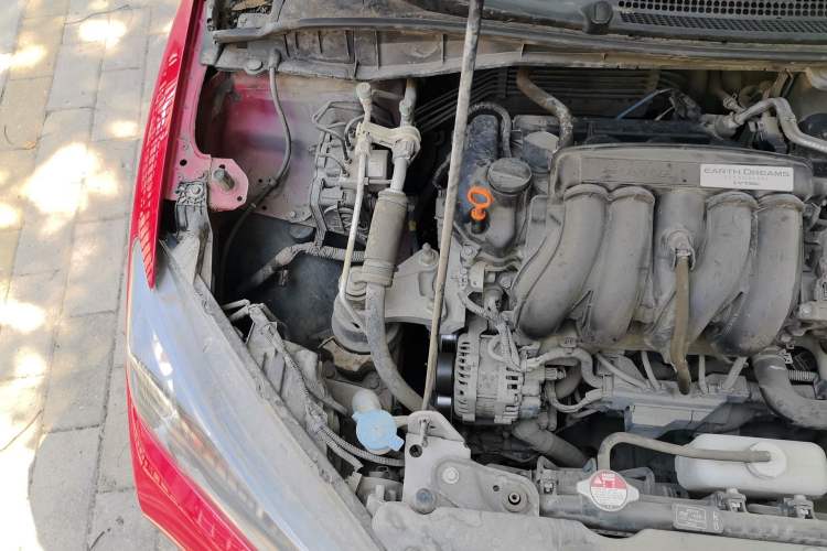 Used Honda City 2015 1.5L CVT Comfort Version Engine Bay Right
