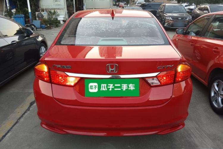 Used Honda City 2015 1.5L CVT Luxury Edition Exterior 2