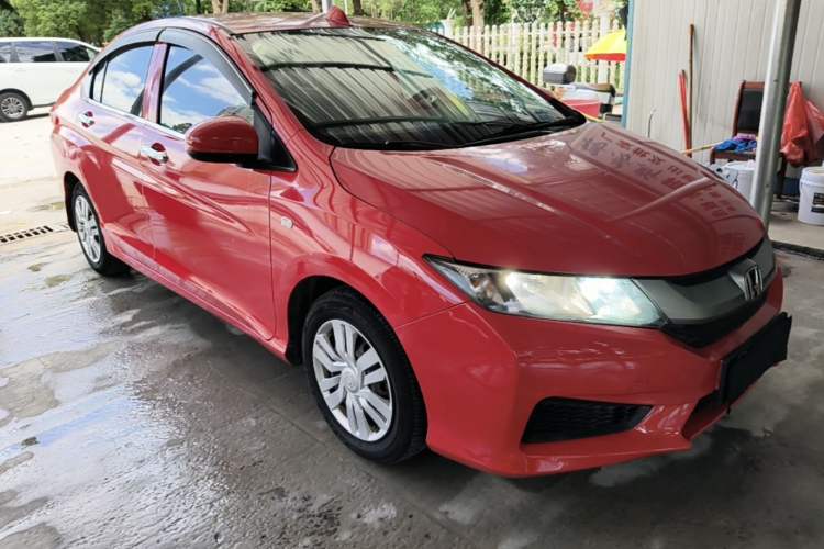 Used Honda City 2015 1.5L CVT Comfort Version Front Right 45 Deg