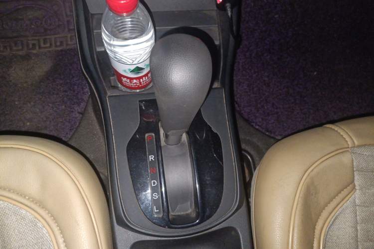 Used Honda City 2015 1.5L CVT Comfort Version Gear Lever