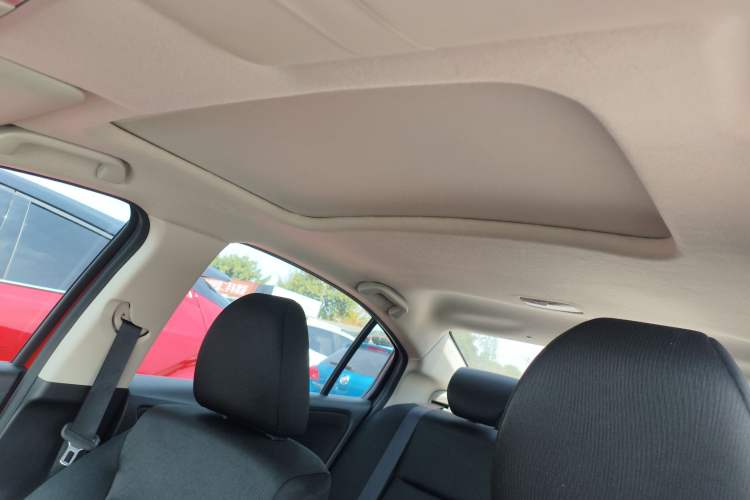Used Honda City 2015 1.5L CVT Luxury Edition Headliner