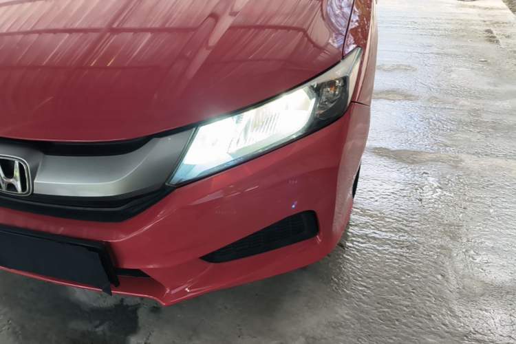 Used Honda City 2015 1.5L CVT Comfort Version Left Front Headlight