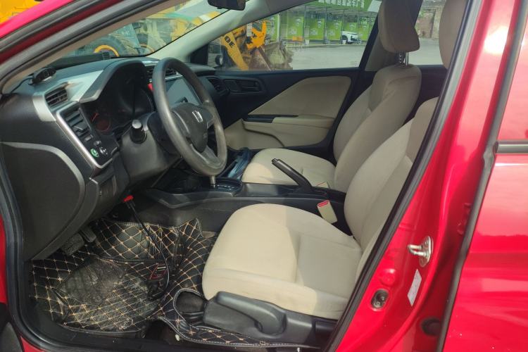 Used Honda City 2015 1.5L CVT Comfort Version Left Front Seat