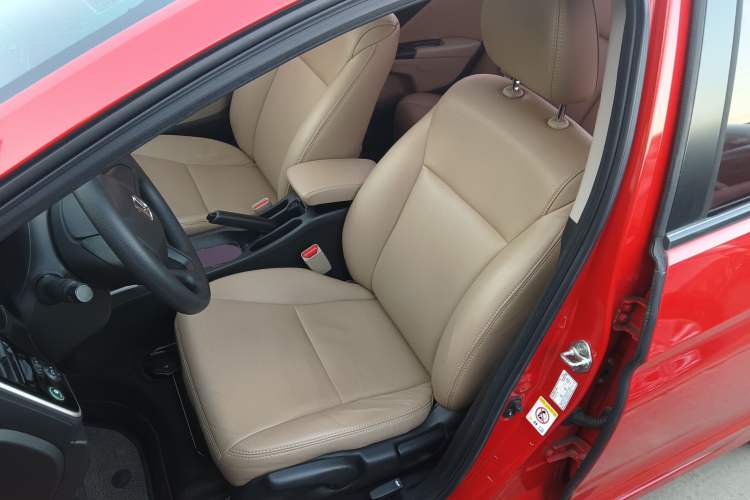 Used Honda City 2015 1.5L CVT Luxury Edition Left Front Seat