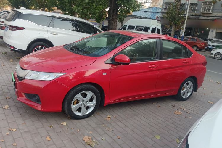 Used Honda City 2015 1.5L CVT Luxury Edition Left Side