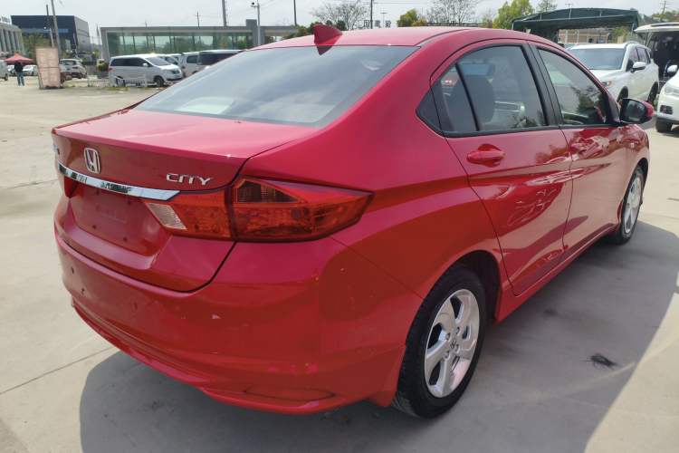Used Honda City 2015 1.5L CVT Luxury Edition Rear Right 45 Deg