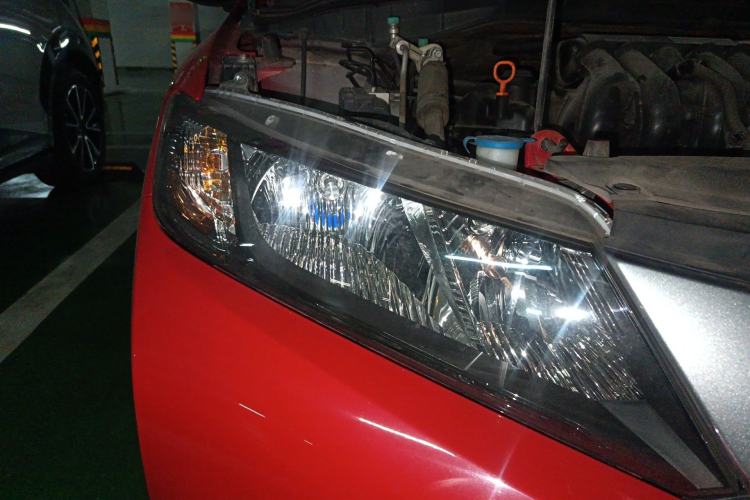 Used Honda City 2015 1.5L CVT Comfort Version Right Front Headlight