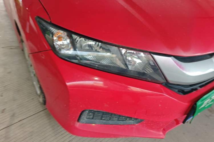 Used Honda City 2015 1.5L manual Comfort version Right Front Headlight