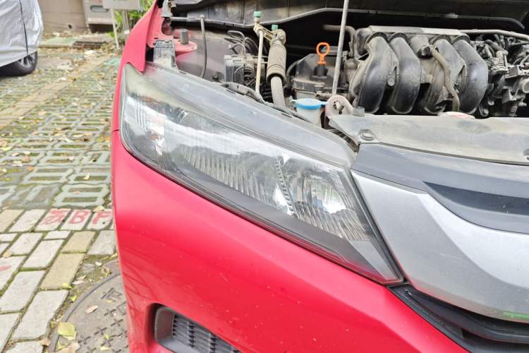 Used Honda City 2015 1.5L manual Comfort version Right Front Headlight