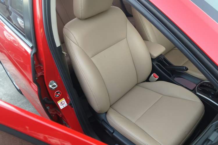 Used Honda City 2015 1.5L CVT Luxury Edition Right Front Seat
