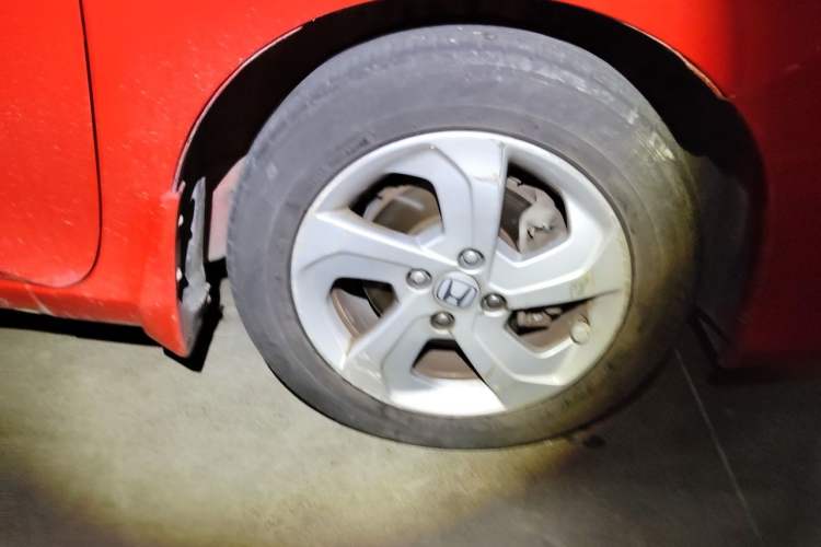 Used Honda City 2015 1.5L CVT Luxury Edition Right Front Wheel Hub