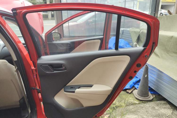 Used Honda City 2015 1.5L CVT Comfort Version Right Rear Door Interior