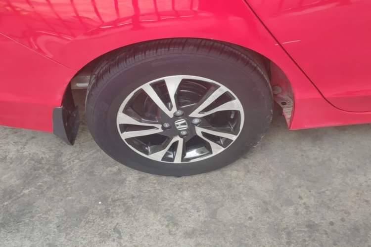 Used Honda City 2015 1.5L CVT Comfort Version Right Rear Wheel Hub