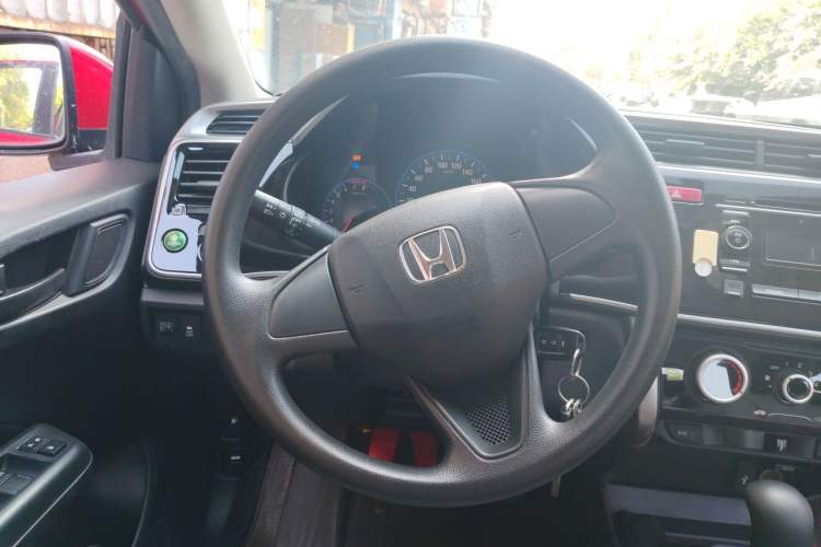 Used Honda City 2015 1.5L CVT Luxury Edition Steering Wheel