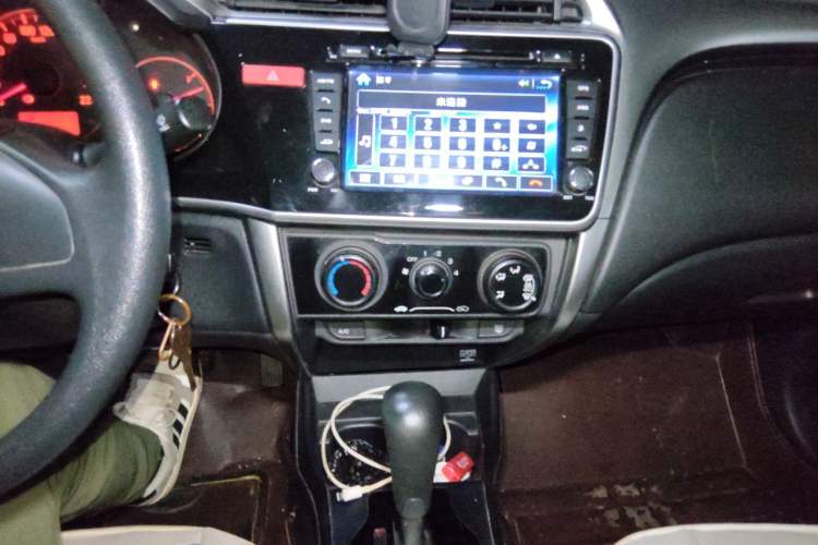 Used Honda City 2015 1.5L CVT Comfort Version Audio And AC Panel