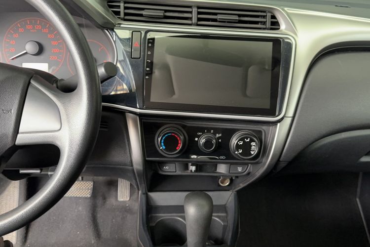 Used Honda City 2015 1.5L CVT Comfort Version Audio And AC Panel