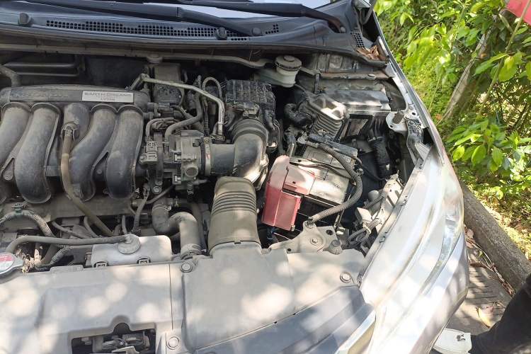 Used Honda City 2015 1.5L CVT Luxury Edition Engine Bay Left