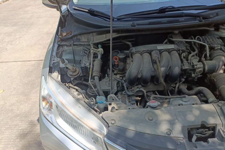 Used Honda City 2015 1.5L CVT Luxury Edition Engine Bay Right