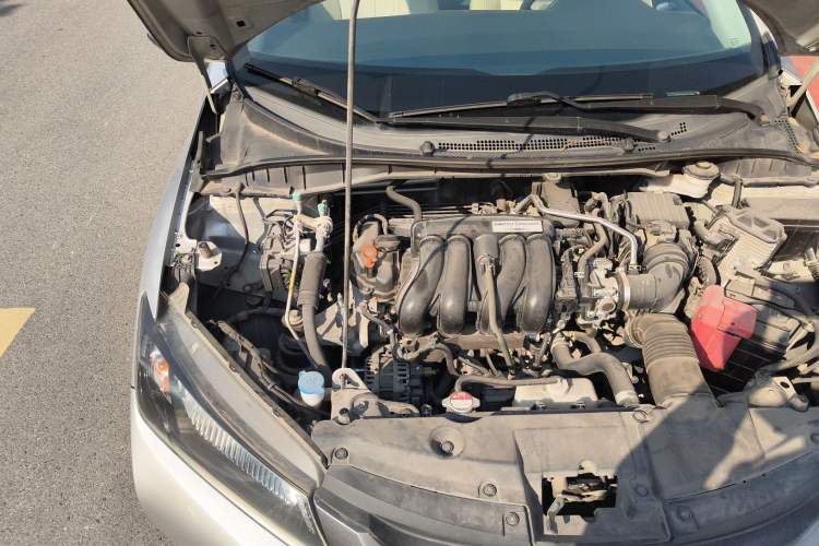 Used Honda City 2015 1.5L CVT Comfort Version Engine Bay Right