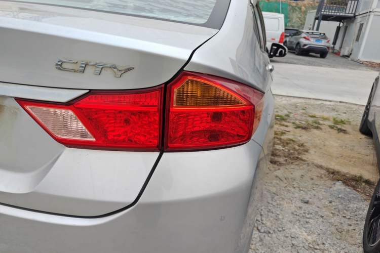 Used Honda City 2015 1.5L CVT Comfort Version Exterior 3