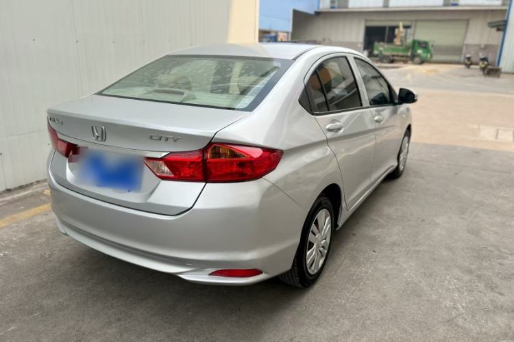 Used Honda City 2015 1.5L CVT Comfort Version Exterior 4