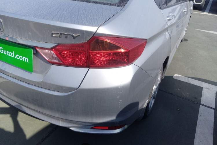 Used Honda City 2015 1.5L manual luxury edition Exterior 6