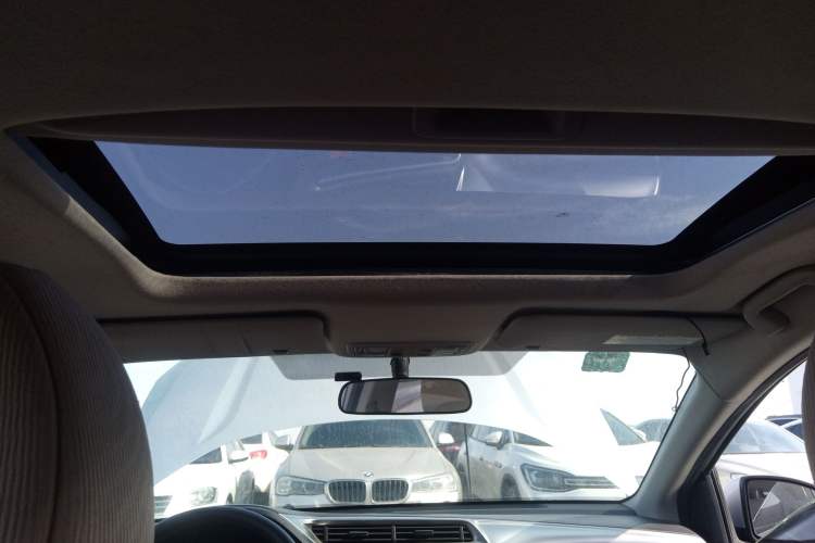 Used Honda City 2015 1.5L manual luxury edition Headliner