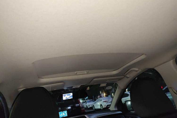 Used Honda City 2015 1.5L CVT Luxury Edition Headliner