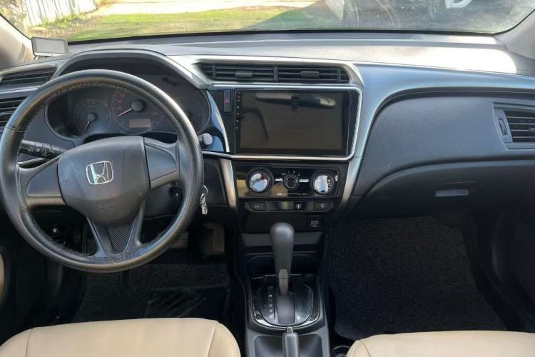 Used Honda City 2015 1.5L CVT Comfort Version Interior 1