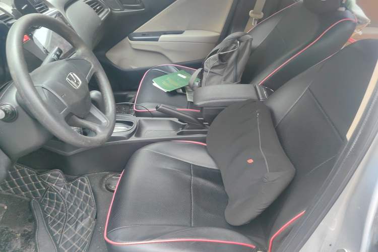 Used Honda City 2015 1.5L CVT Comfort Version Left Front Seat