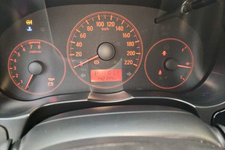 Used Honda City 2015 1.5L CVT Comfort Version Odometer Close Up