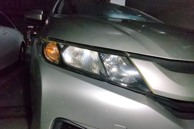 Used Honda City 2015 1.5L CVT Comfort Version Right Front Headlight