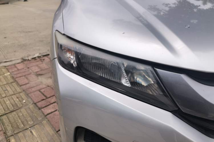 Used Honda City 2015 1.5L CVT Comfort Version Right Front Headlight