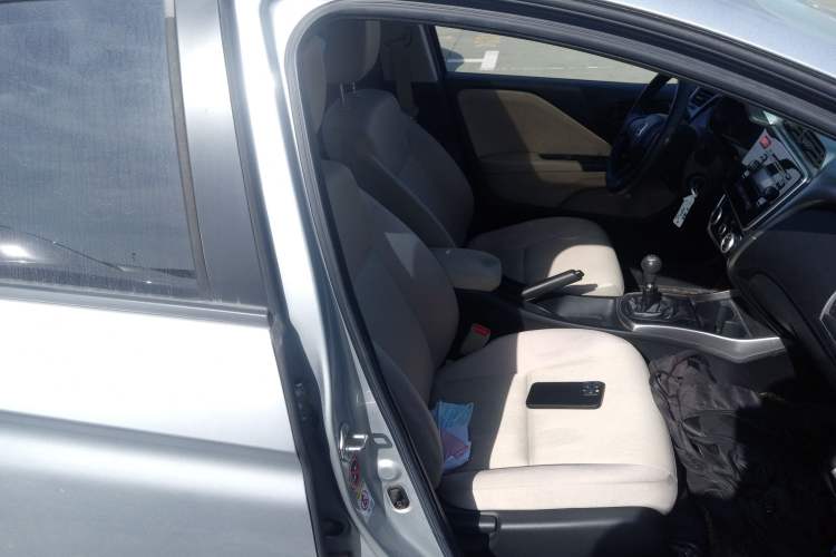 Used Honda City 2015 1.5L manual luxury edition Right Front Seat