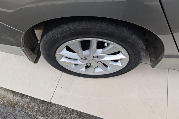 Used Honda City 2015 1.5L CVT Comfort Version Right Rear Wheel Hub