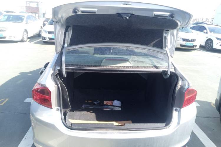 Used Honda City 2015 1.5L manual luxury edition Trunk