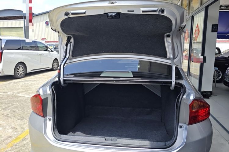 Used Honda City 2015 1.5L CVT Comfort Version Trunk